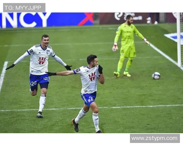 朗斯主场迎战巴黎圣日耳曼争夺法甲积分榜关键战役