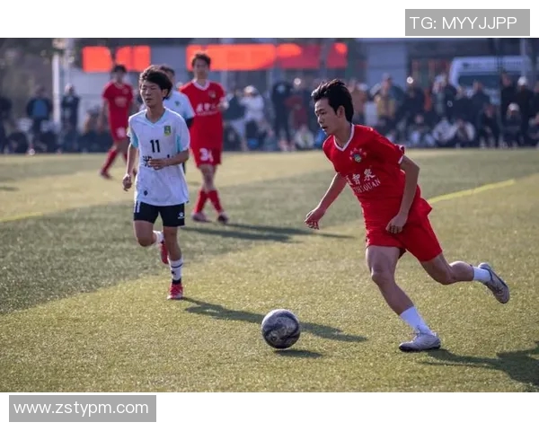 重庆足球队速度惊艳全场最新足球速度前十名揭晓 重庆足球队速度惊艳全场最新足球速度前十名揭晓