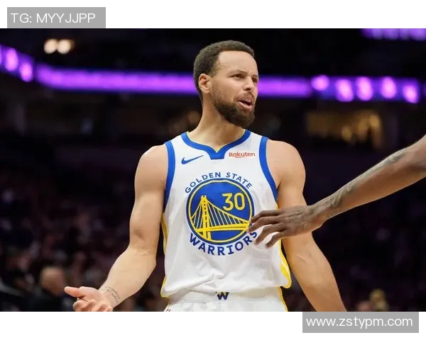 2017季后赛勇士与爵士第三场对决精彩回顾与赛后分析 2017季后赛勇士与爵士第三场对决精彩回顾与赛后分析