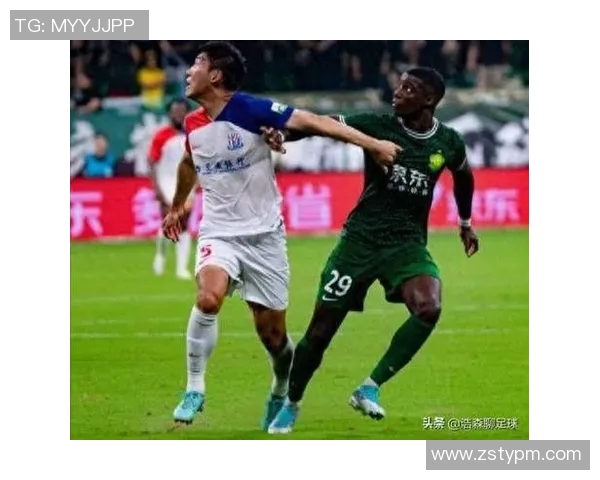 上海申花迎战北京北控争夺中超联赛关键三分全力以赴展现球队实力